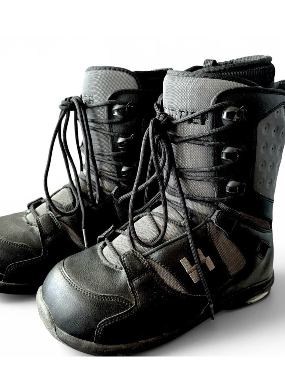 Kemper Snowboard Boots Mens Size 12 Black Gray Lace-Up Excellent Condition